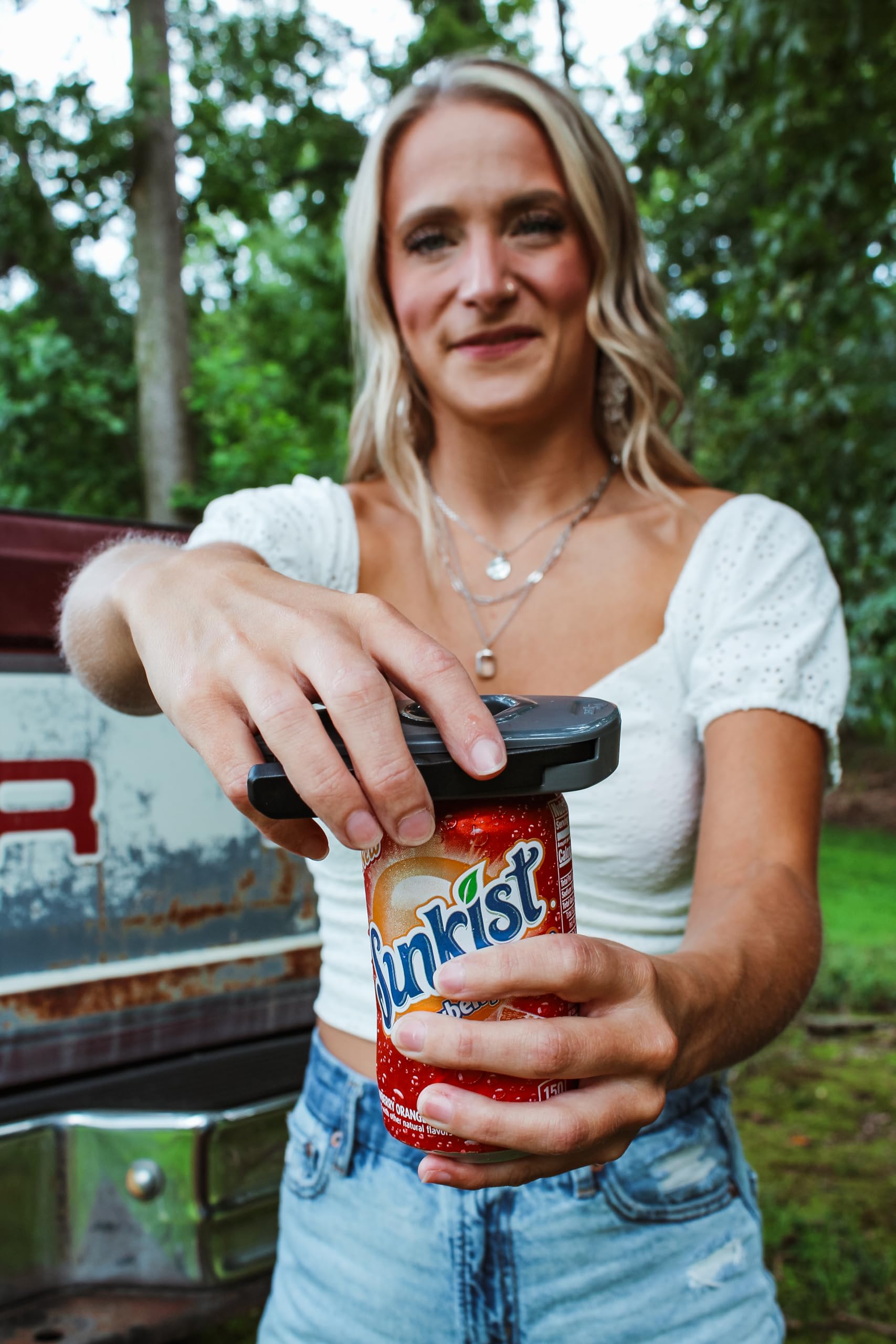 Lift Universal Topless Can Opener Tool